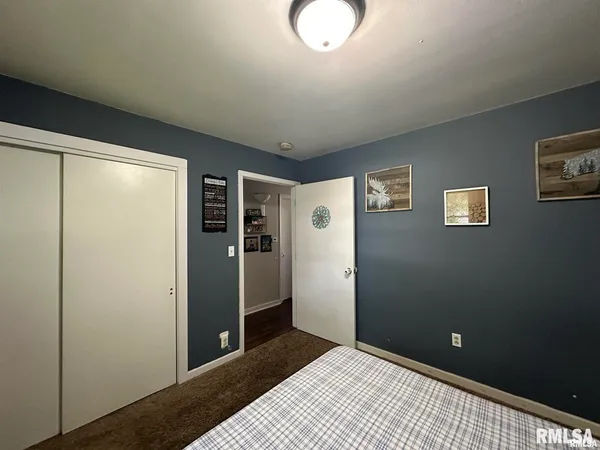 $67,900 | 525 North Street, Murphysboro, IL 62966