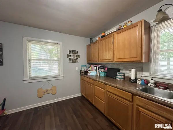 $67,900 | 525 North Street, Murphysboro, IL 62966