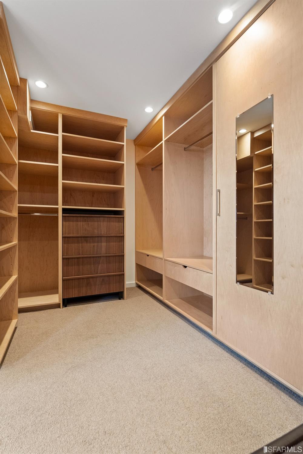 172 Prentiss Street San Francisco, CA 94110 - Photo 46 of 73 Primary Closet