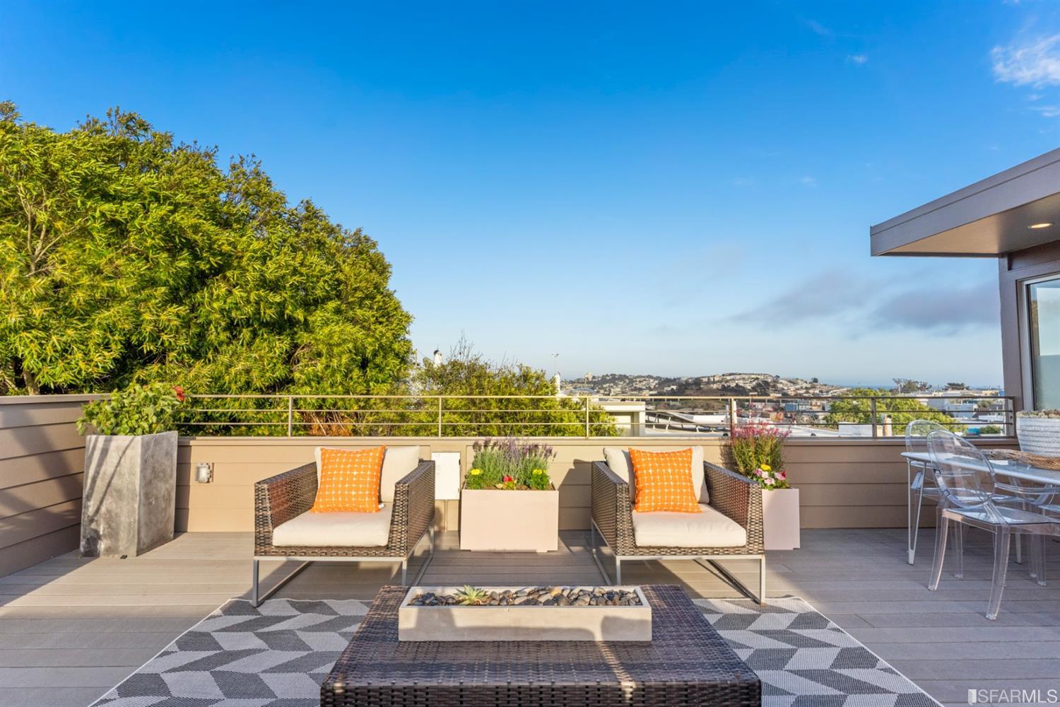 172 Prentiss Street San Francisco, CA 94110 - Photo 53 of 73 Primary Suite deck with Bay Views.