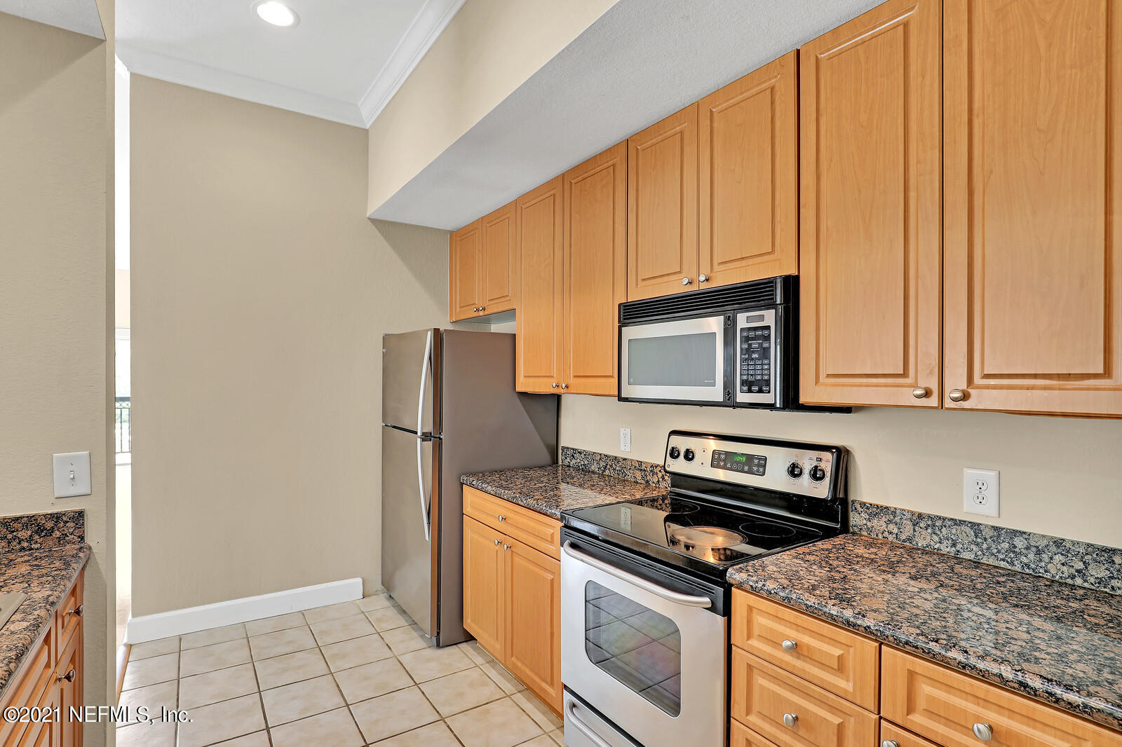 9745 Touchton Road, Unit 2228 Jacksonville, FL 32246 - Photo 13 of 53 Kitchen 2