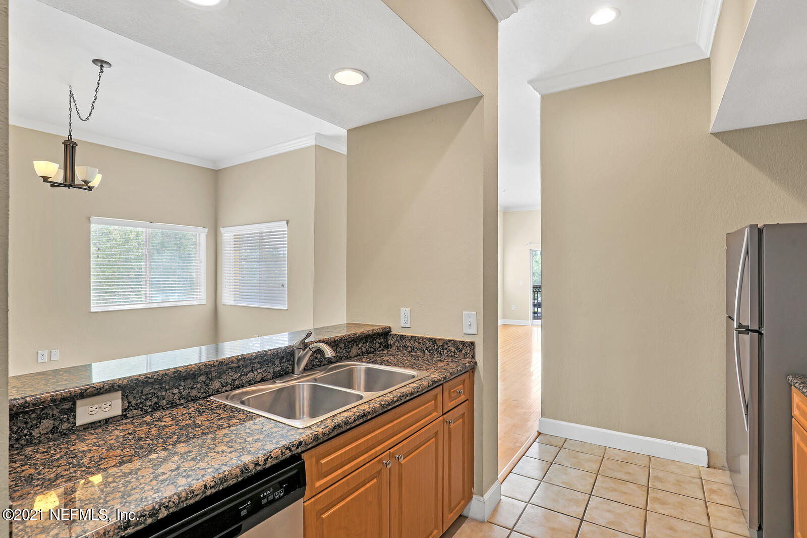 9745 Touchton Road, Unit 2228 Jacksonville, FL 32246 - Photo 15 of 53 Kitchen 4