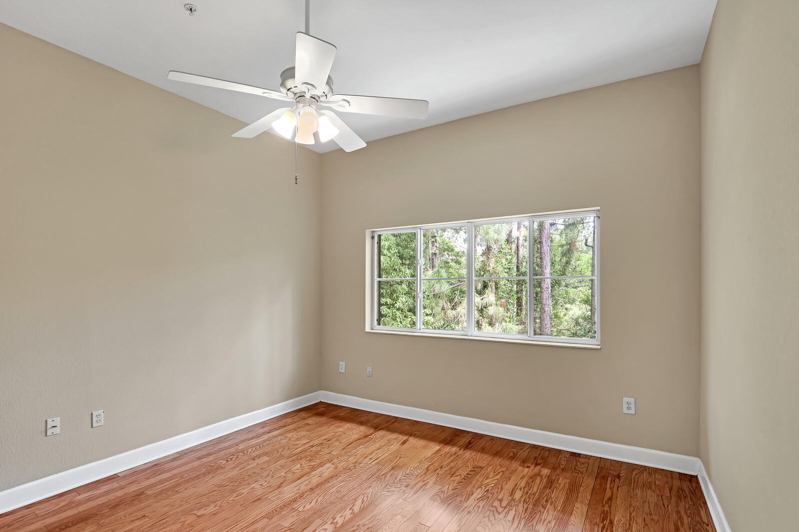 9745 Touchton Road, Unit 2228 Jacksonville, FL 32246 - Photo 16 of 53 Owners Suite