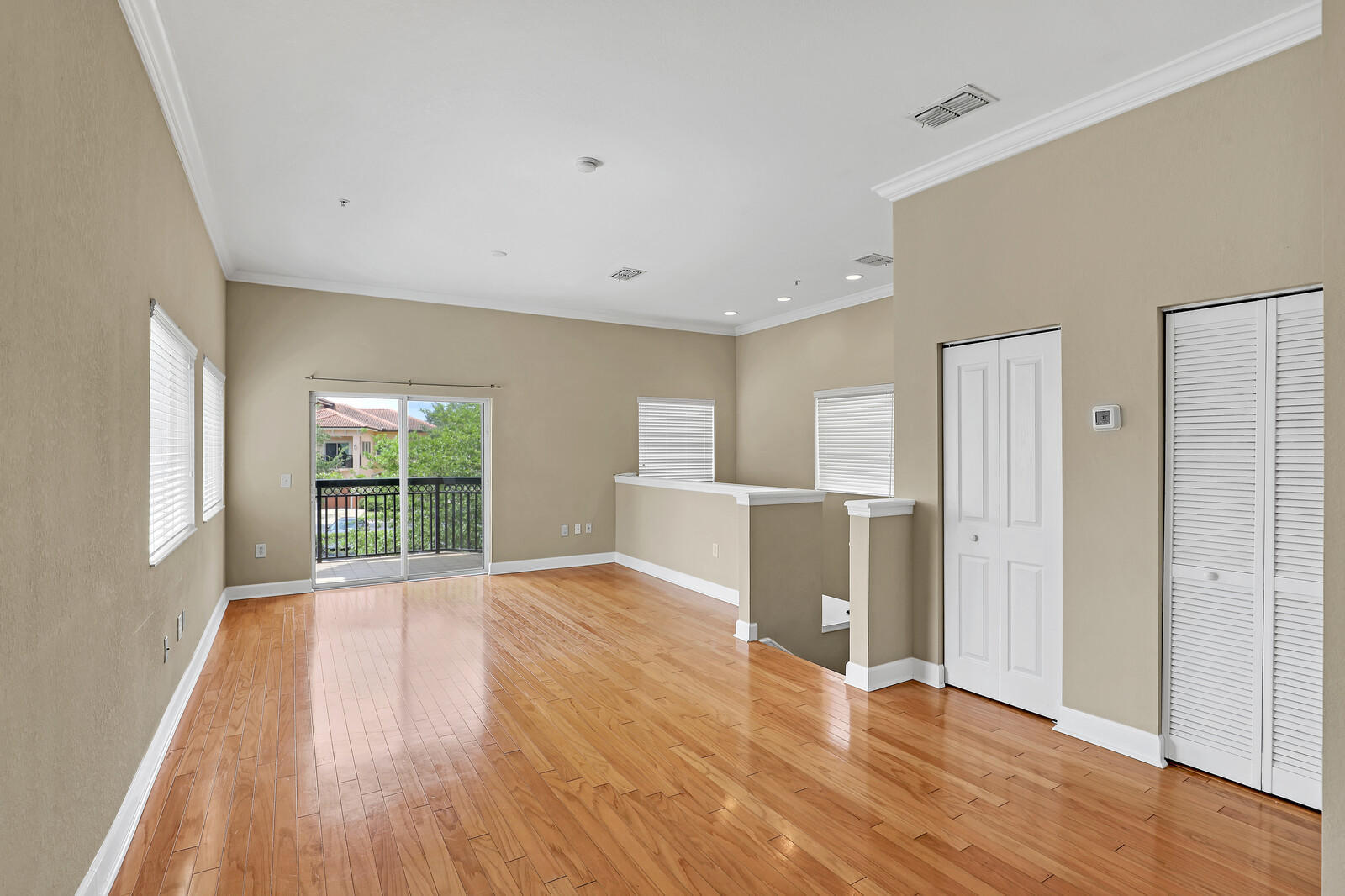 Living Area 1