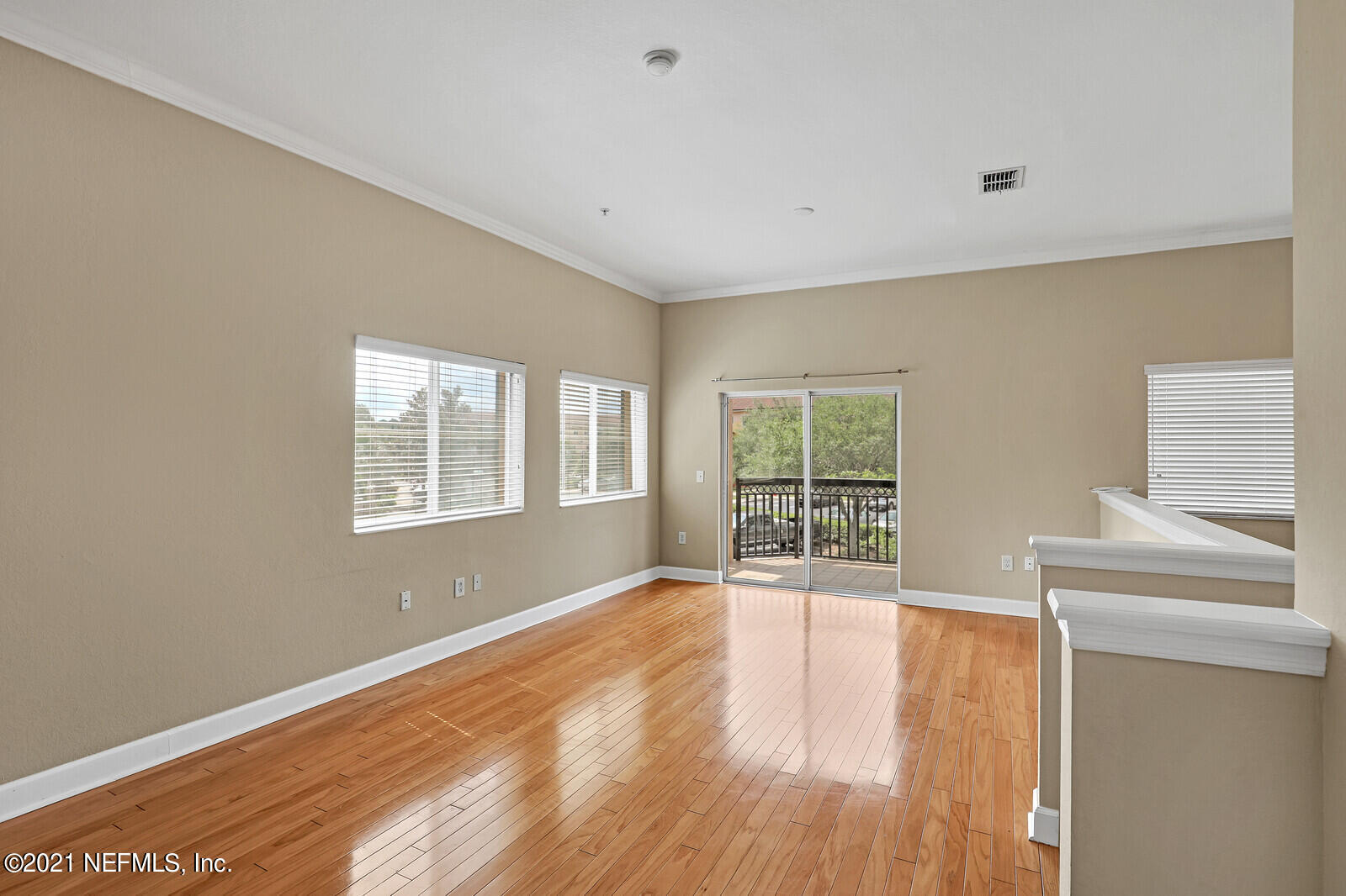 Living Area 4