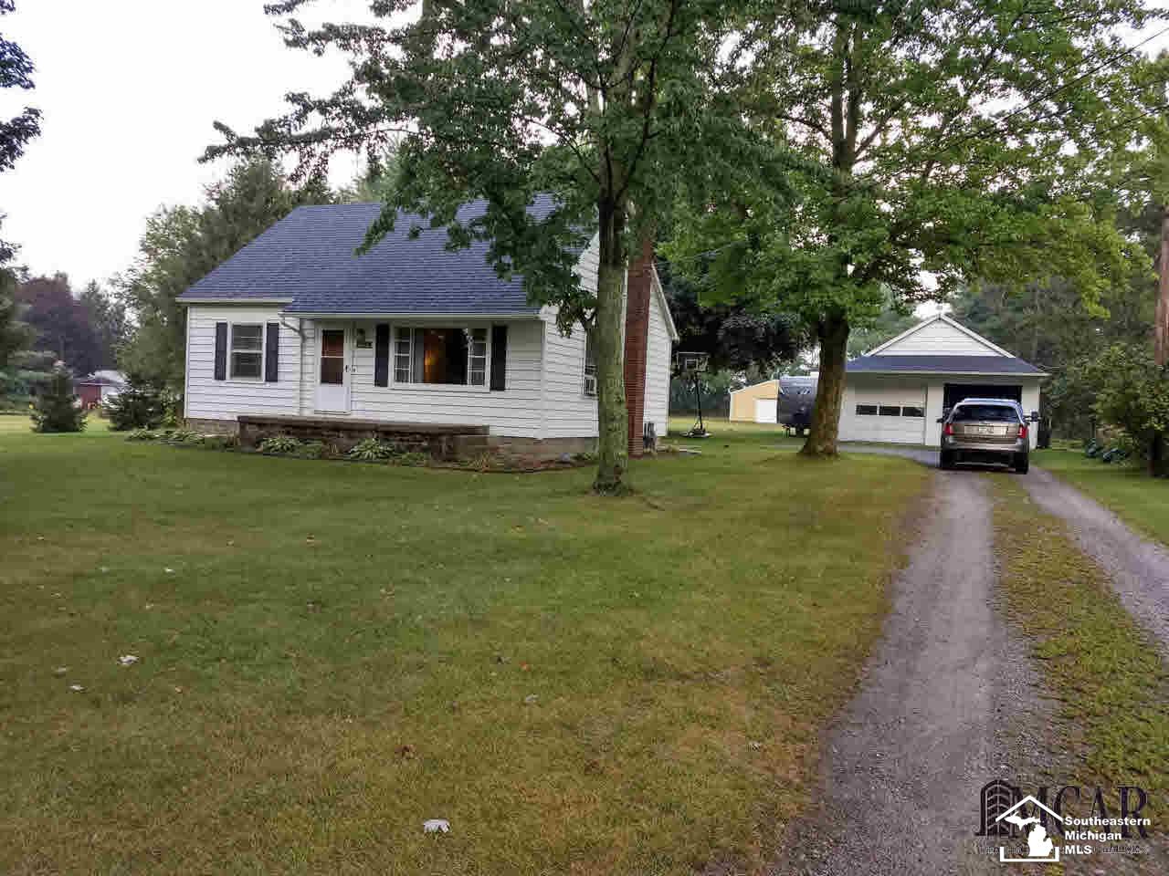 473 Ida Maybee Road Monroe, MI 48161 - Photo 1 of 12 21362921.JPG