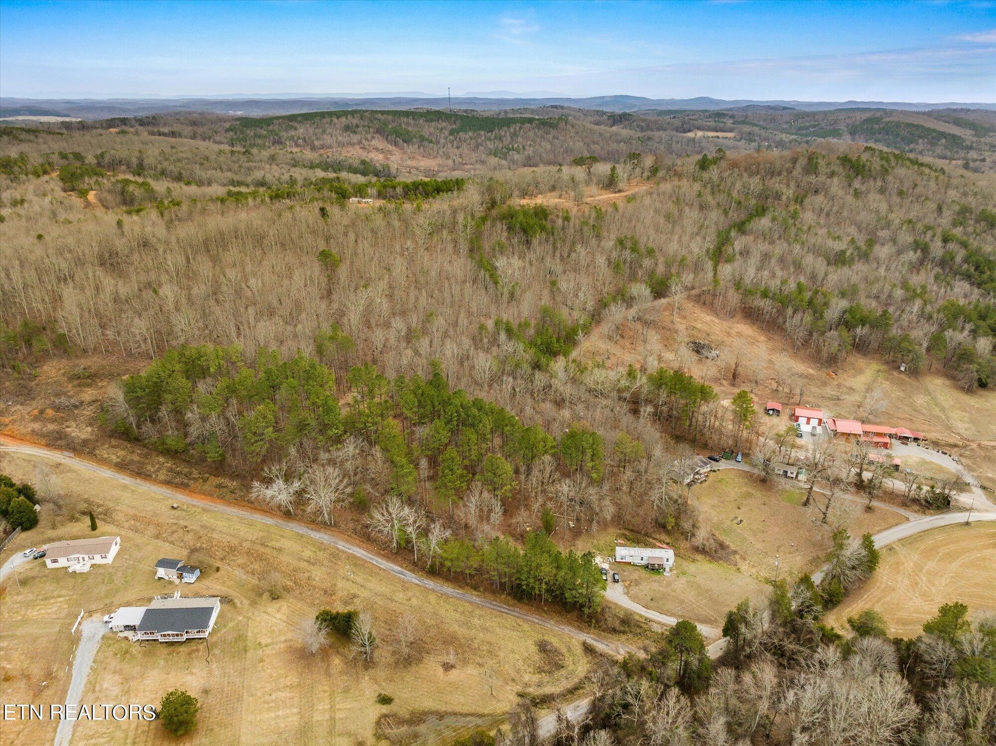 2785 Wasson Road Ten Mile, TN 37880 - Photo 12 of 16 a view of city and ocean