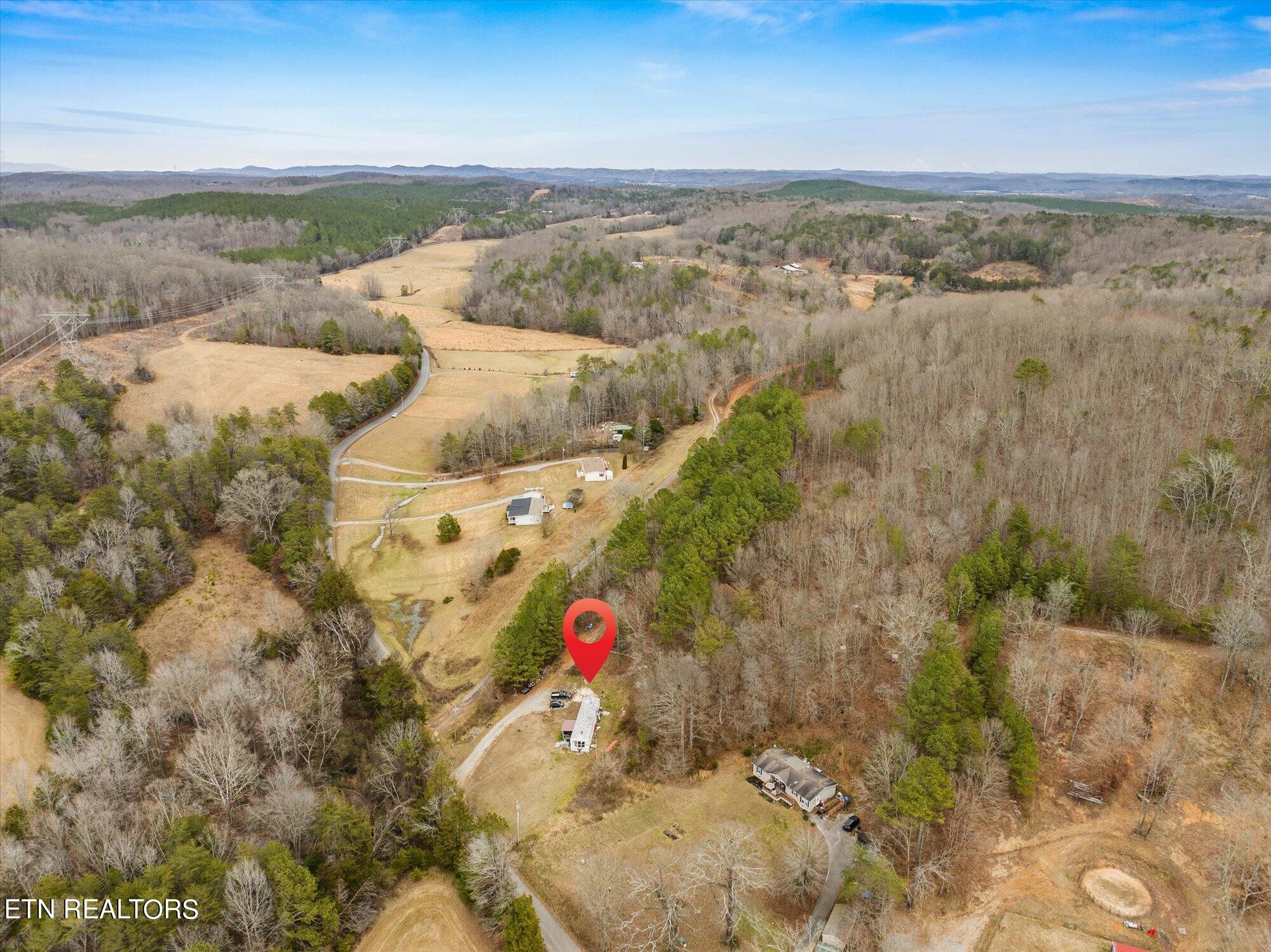 2785 Wasson Road Ten Mile, TN 37880 - Photo 6 of 16 a view of outdoor space and city view