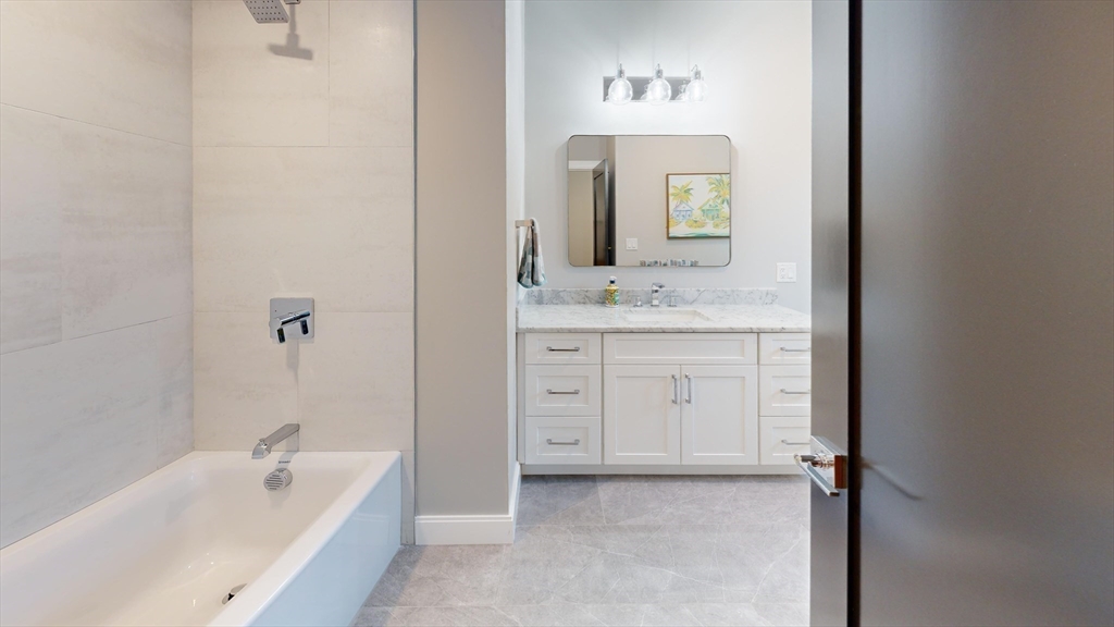 20 Lawrence Street, Unit 2 Chelsea, MA 02150 - Photo 14 of 24 Gallery Image 14