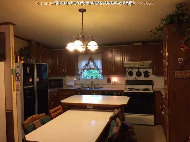 454 Golden Drive Ripley, WV 25271 - Photo 2 of 14 Kitchen.