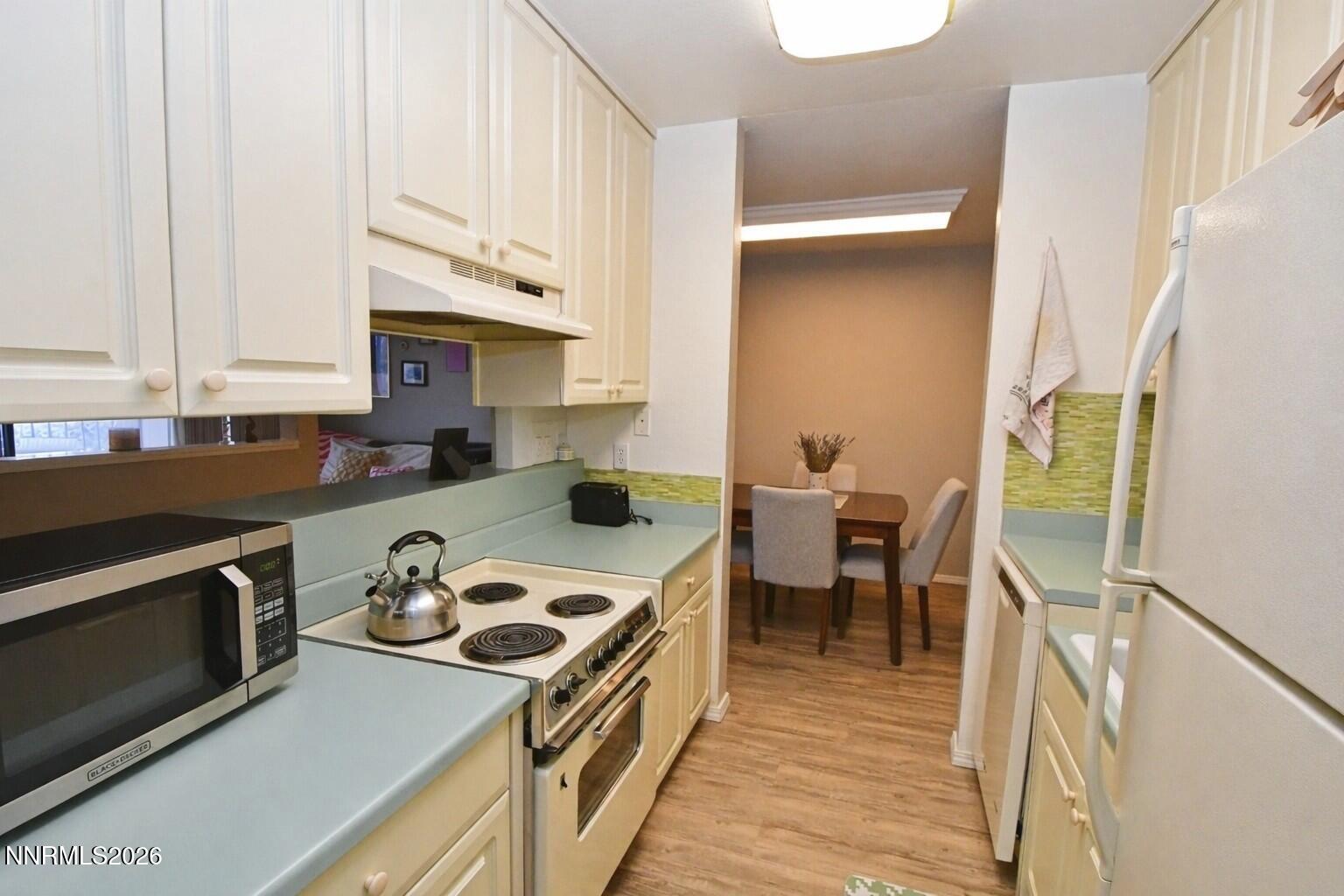 022c6690-010a-4dfa-8aec-ac2a2620c402