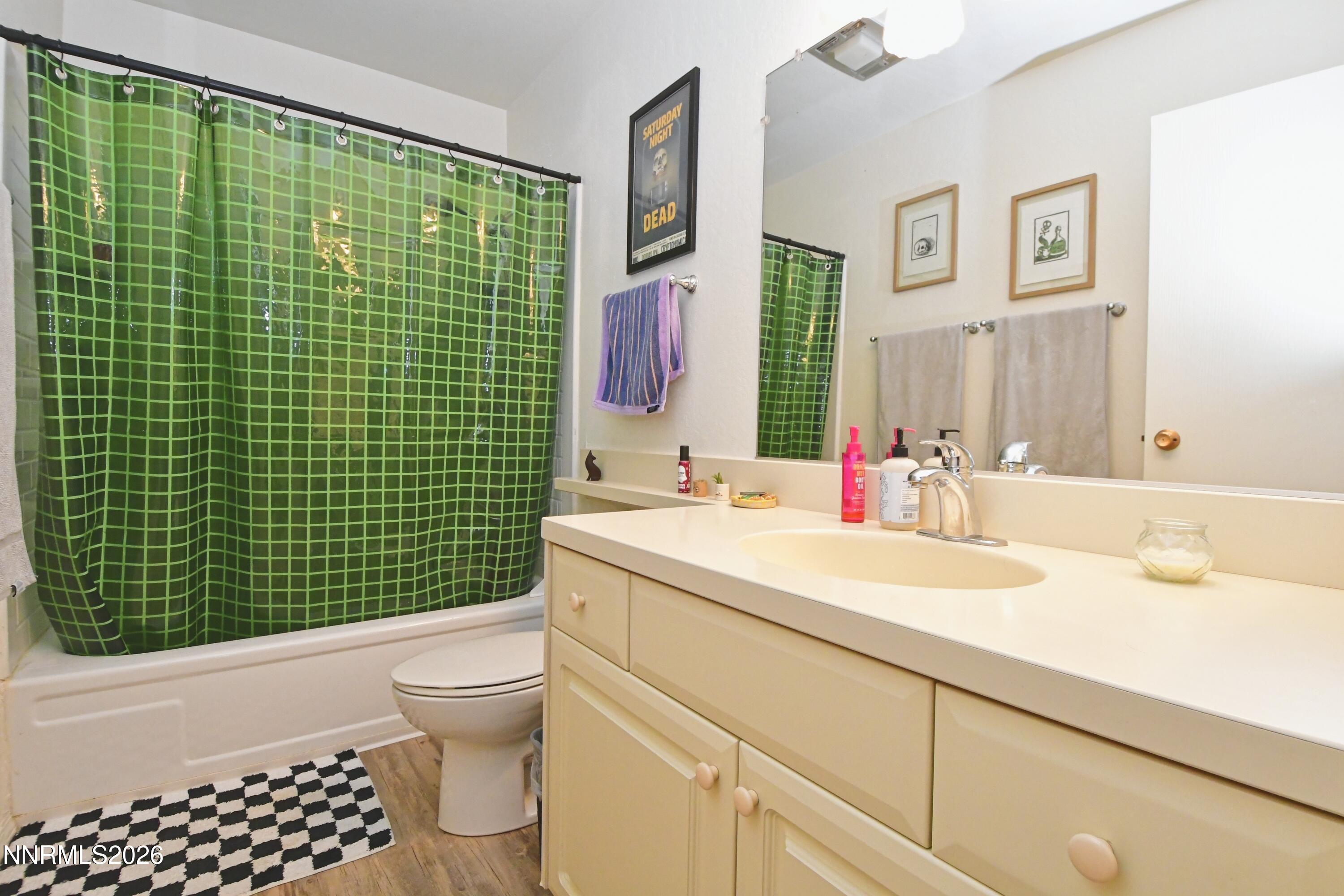 2955 Lakeside Drive, Unit 301 Reno, NV 89509 - Photo 4 of 13 DSC_1978