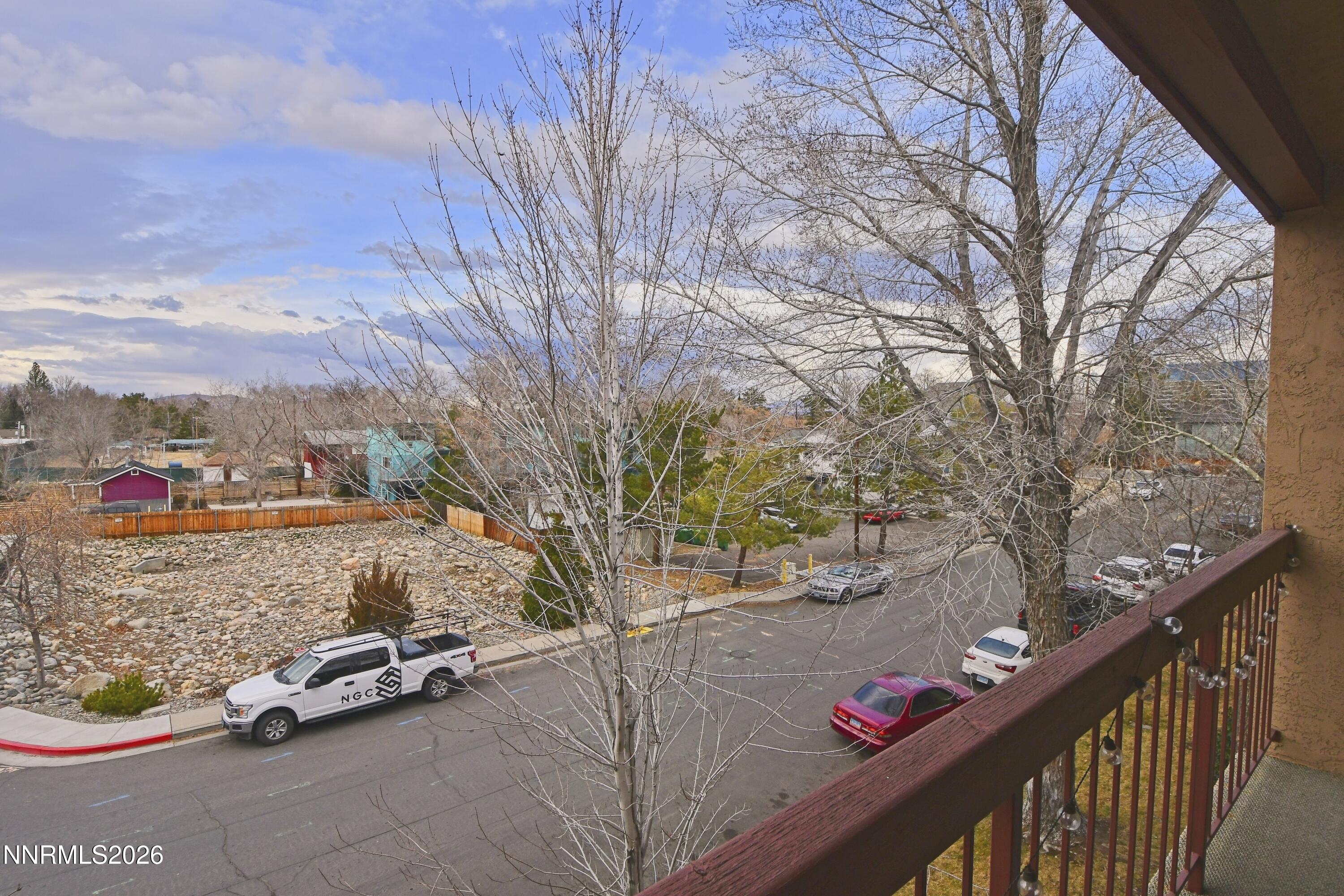 2955 Lakeside Drive, Unit 301 Reno, NV 89509 - Photo 6 of 13 DSC_1973