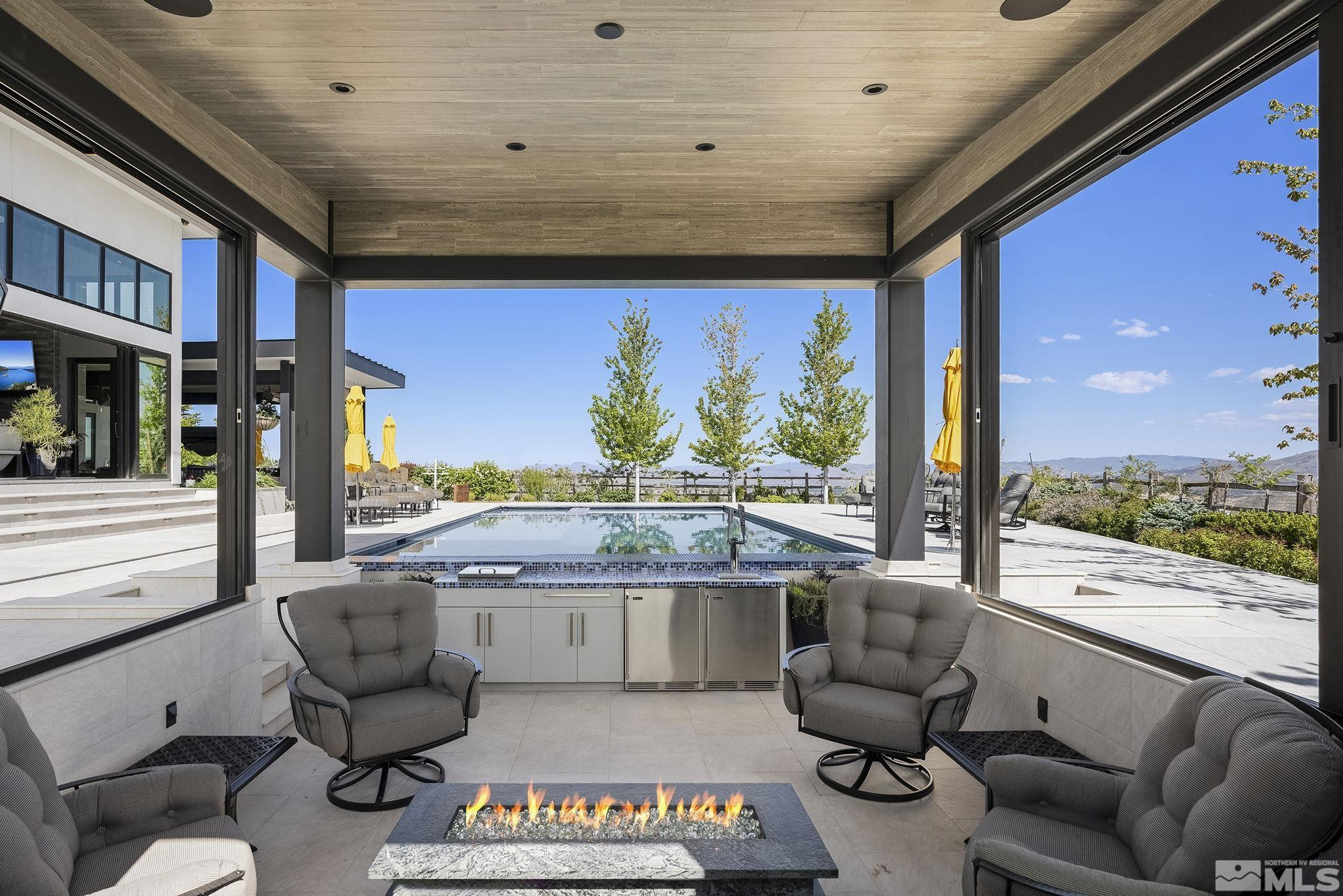 2385 Eagle Bend Trail Reno, NV 89523 - Photo 35 of 40 a living room with furniture and a large window