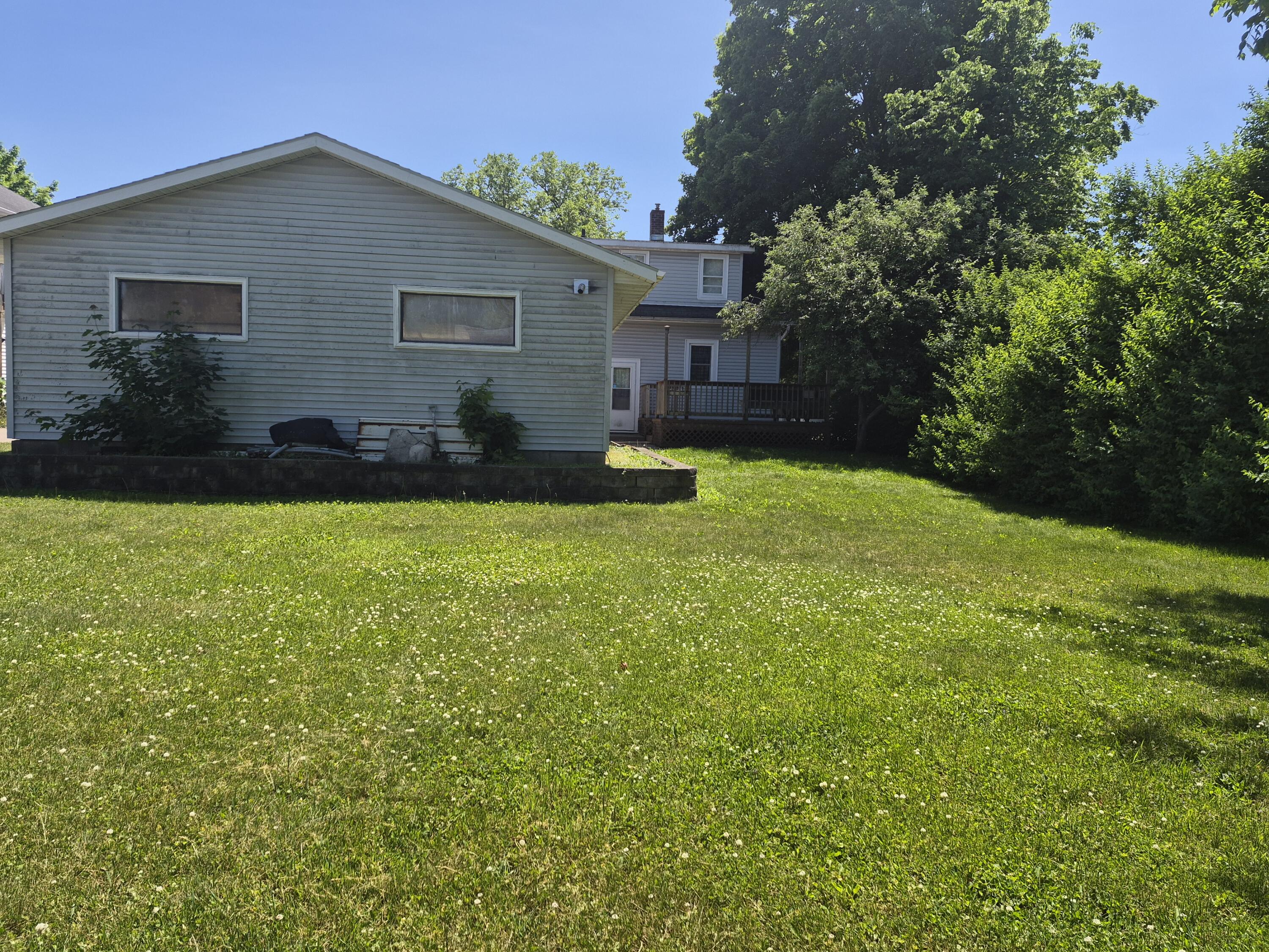 508 West Oak Street Sparta, WI 54656 - Photo 2 of 29 back