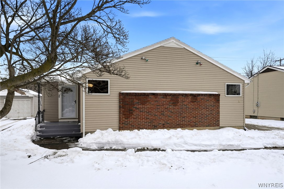 39 Hartford Road Amherst, NY 14226 - Photo 3 of 50