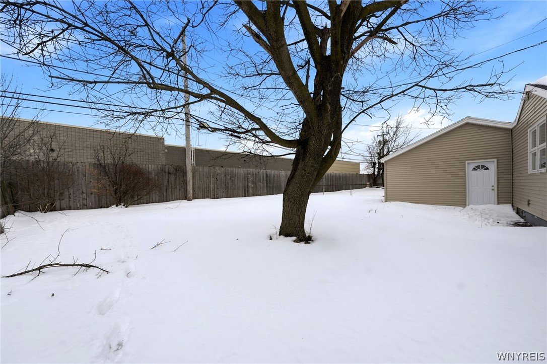 39 Hartford Road Amherst, NY 14226 - Photo 49 of 50