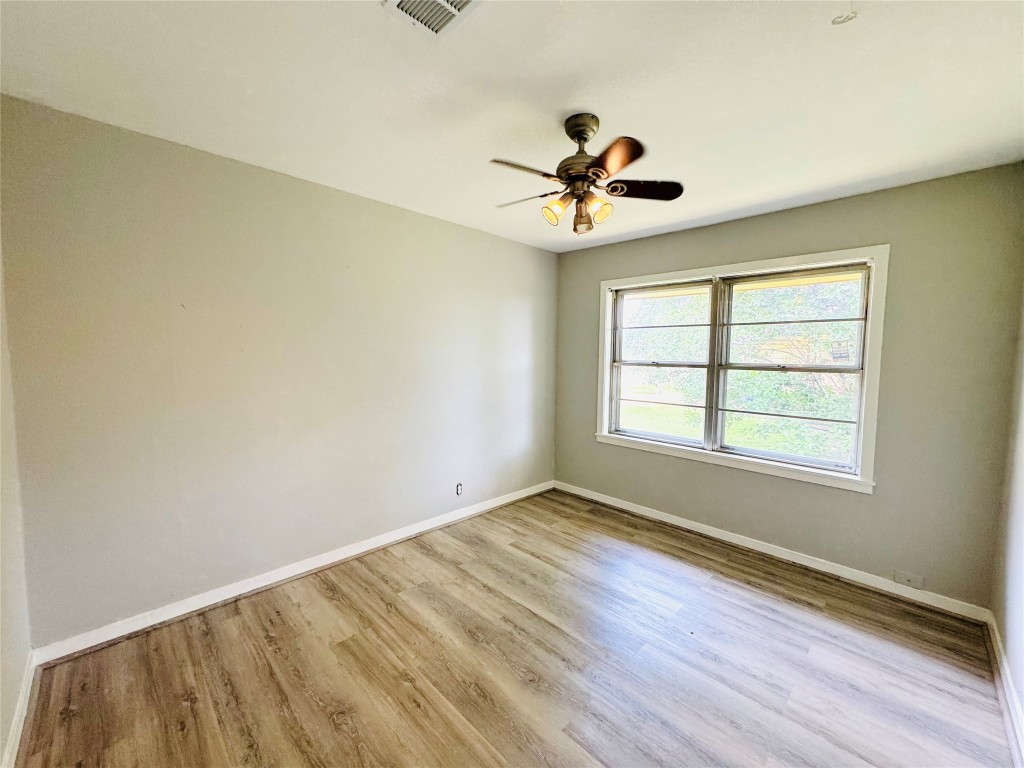 7905 Turquoise Lane Houston, TX 77055 - Photo 21 of 25