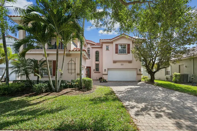 $869,000 | 694 Cresta Circle, West Palm Beach, FL 33413