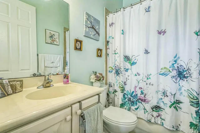 $869,000 | 694 Cresta Circle, West Palm Beach, FL 33413