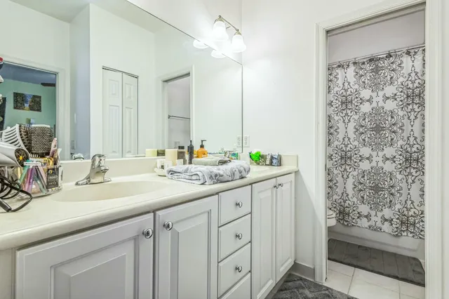 $869,000 | 694 Cresta Circle, West Palm Beach, FL 33413