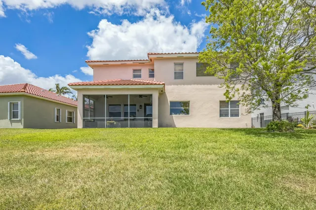 $869,000 | 694 Cresta Circle, West Palm Beach, FL 33413