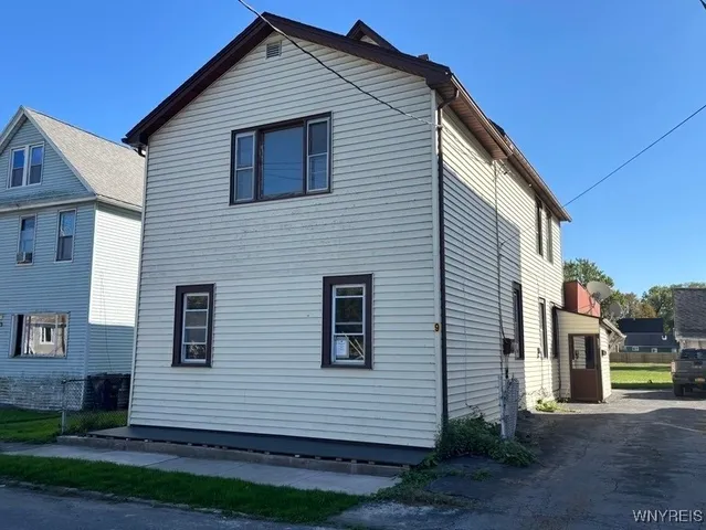 $1,100 | 9 Roland Avenue, Lackawanna, NY 14218