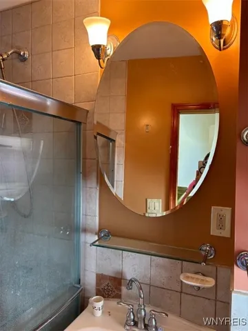 $1,100 | 9 Roland Avenue, Lackawanna, NY 14218