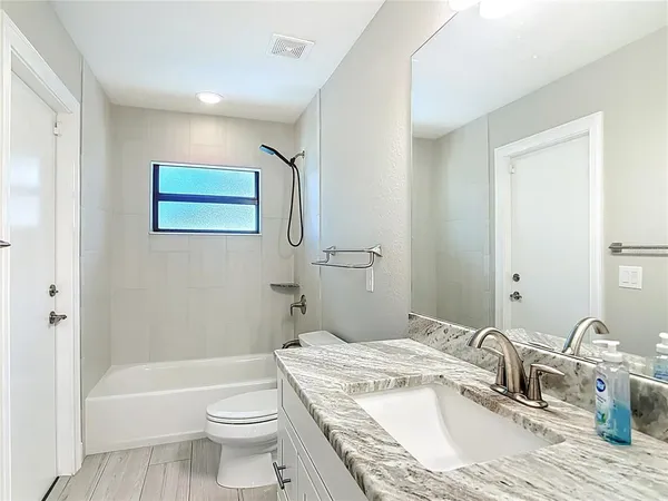 $3,150 | 540 Alabama Avenue, Englewood, FL 34223