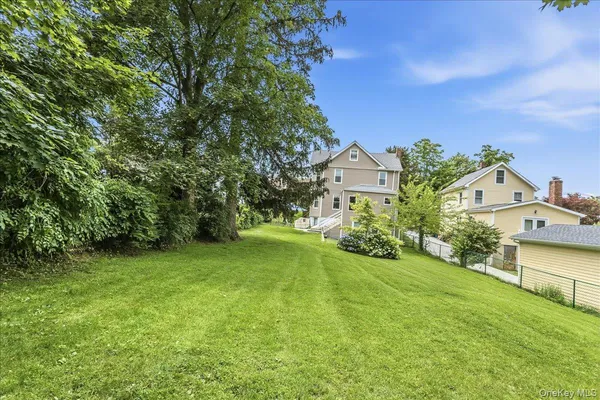 $3,500 | 75 Anstice Street, Unit 1, Oyster Bay, NY 11771