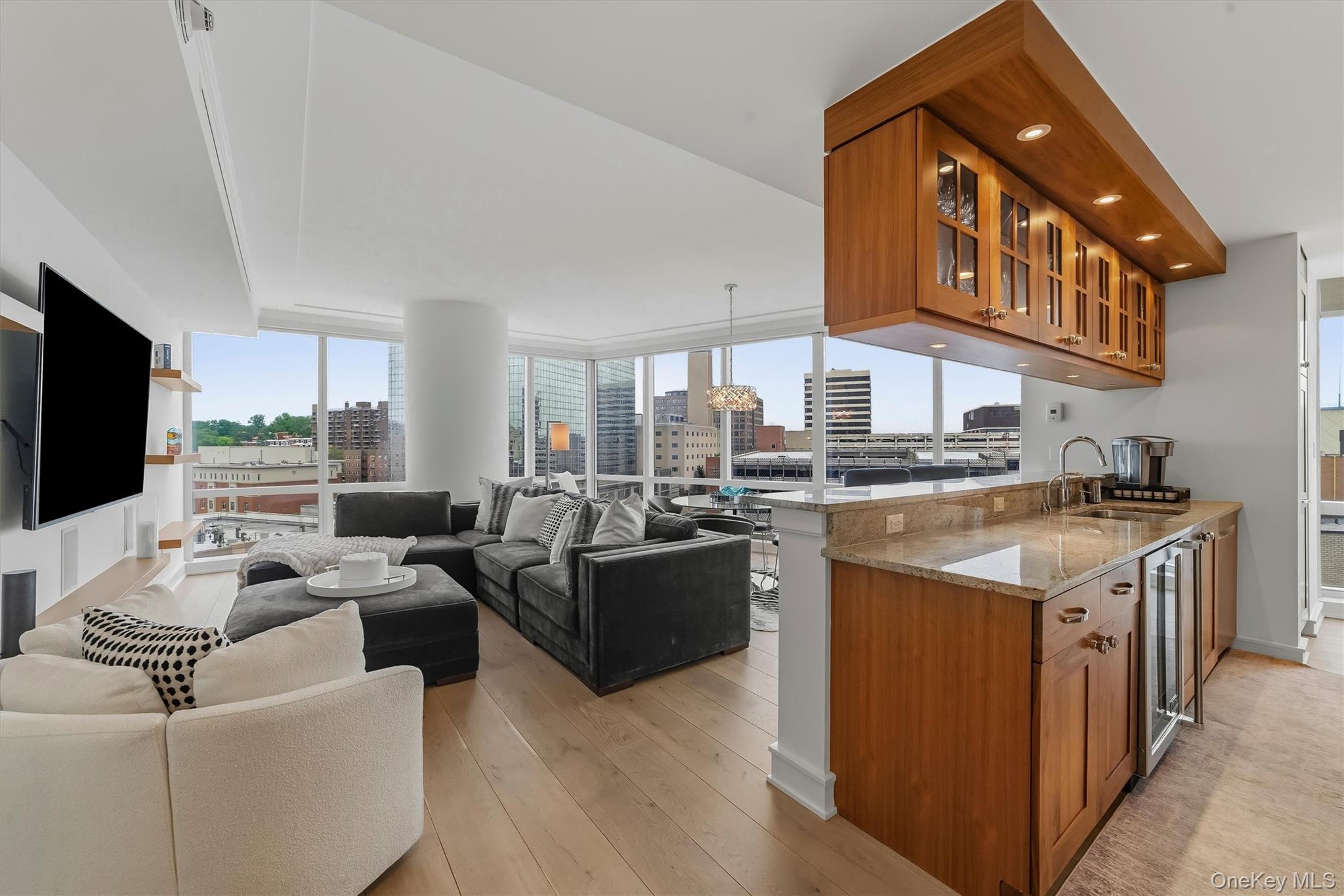 5 Renaissance Square, Unit 9A White Plains, NY 10601 - Photo 4 of 18