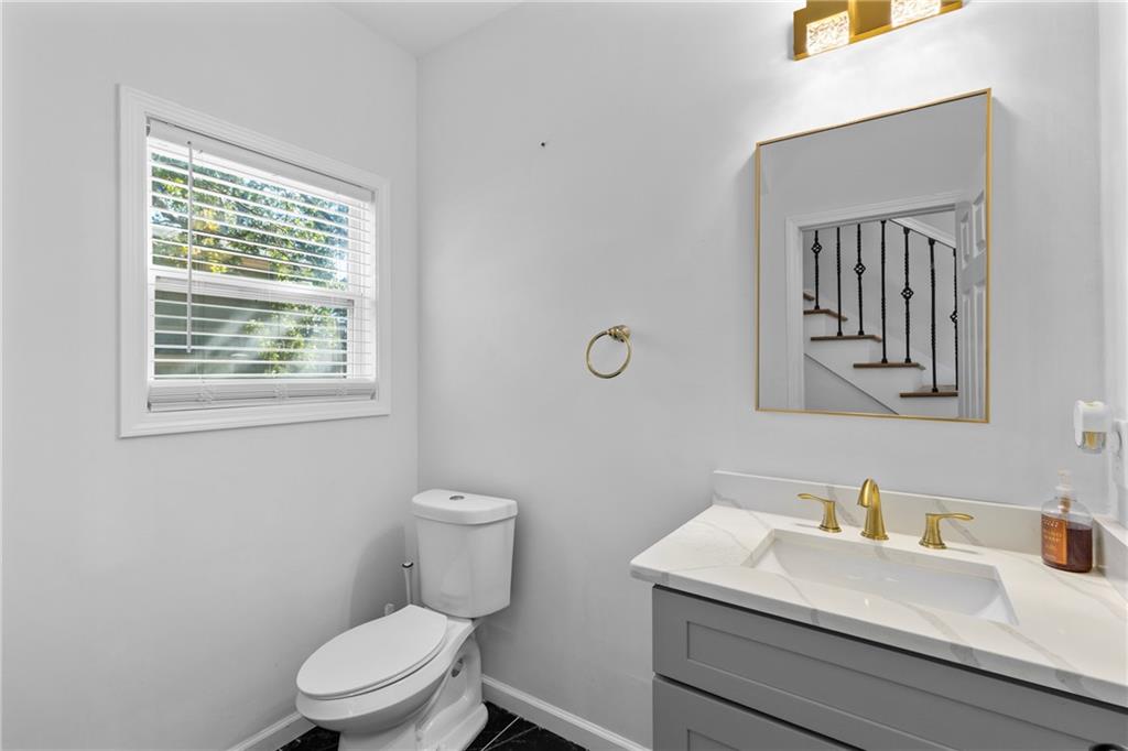 2049 McAfee Road Decatur, GA 30032 - Photo 12 of 30