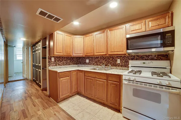 $925,000 | 993 Duncan Street | Laconia