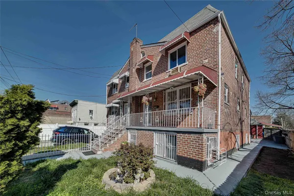 $925,000 | 993 Duncan Street | Laconia