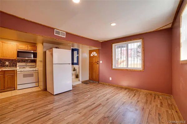 $925,000 | 993 Duncan Street | Laconia