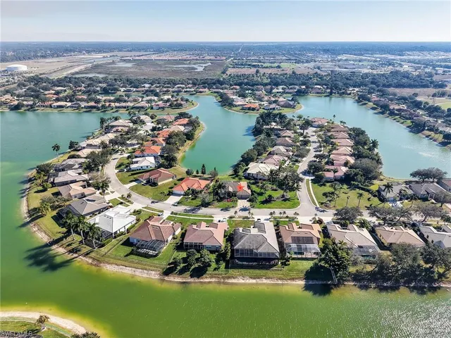 $549,000 | 3262 Potomac Court, Naples, FL 34120