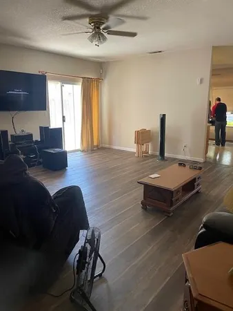 $405,000 | 1863 Aarvig Lane, Ceres, CA 95307