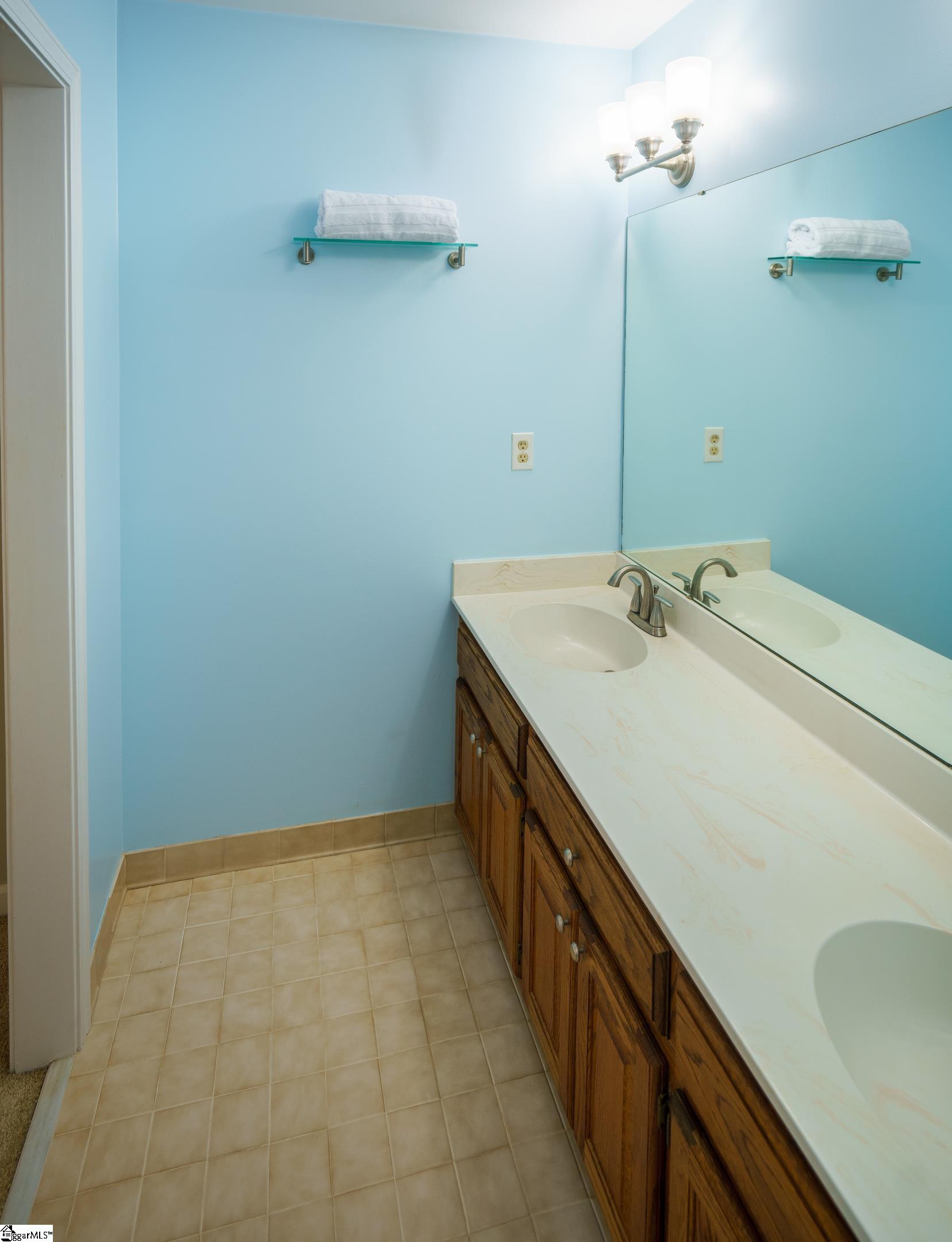 603 Hunters Hill Road Simpsonville, SC 29680 - Photo 21 of 36 Gallery Image 21