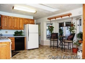 500 Poplar Street Rochester, IL 62563 - Photo 6 of 23
