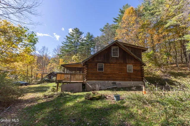 $289,900 | 181 Beecher Road, Granville, NY 12832