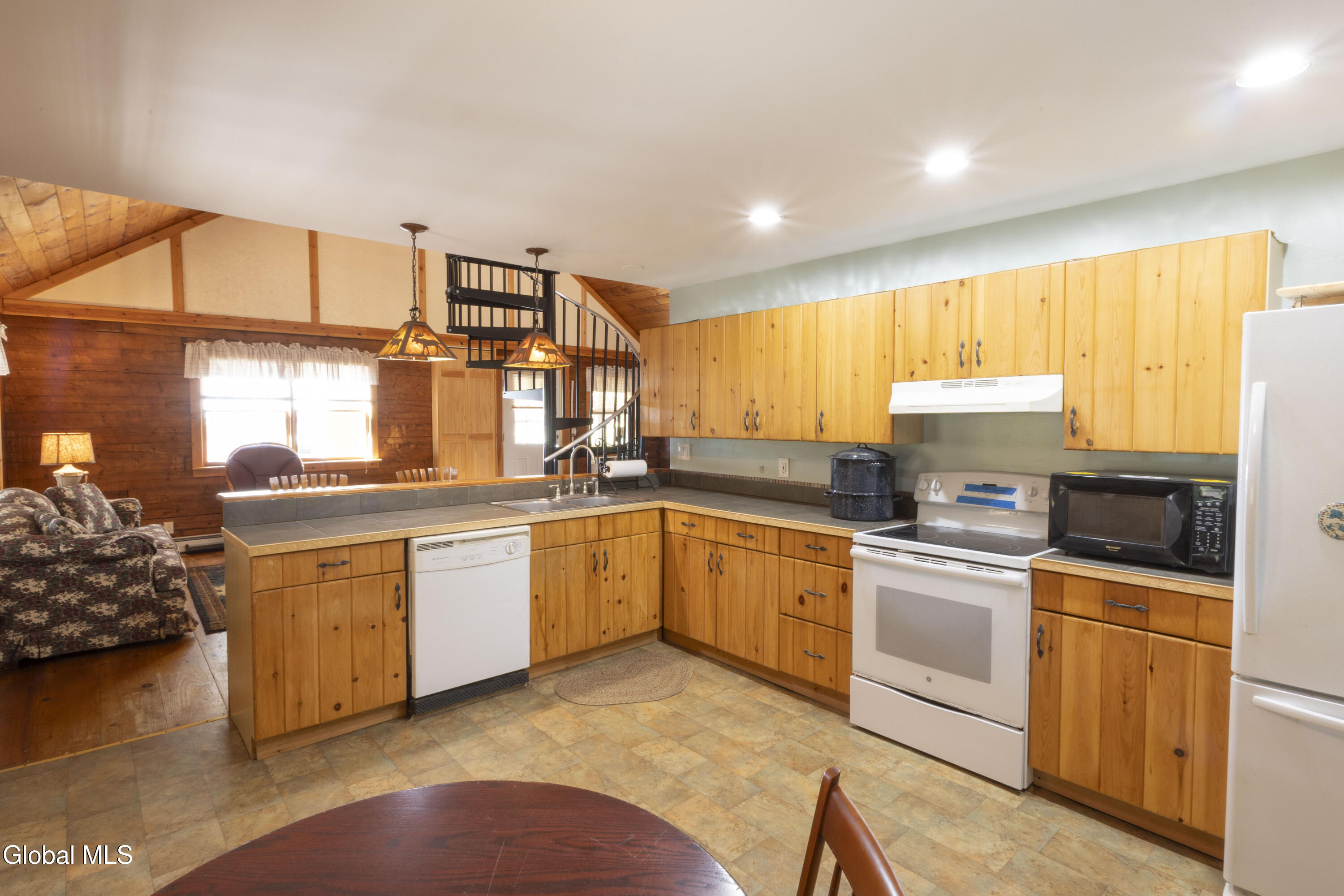 181 Beecher Road Granville, NY 12832 - Photo 4 of 42 181BeecherRd05