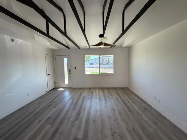 $3,000 | 1346 East Almeria Road, Phoenix, AZ 85006