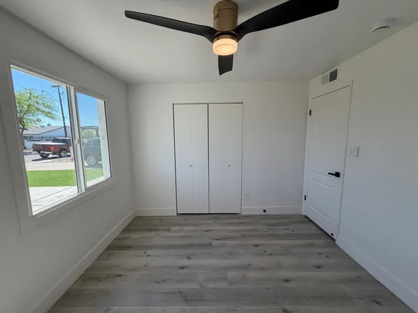 $3,000 | 1346 East Almeria Road, Phoenix, AZ 85006