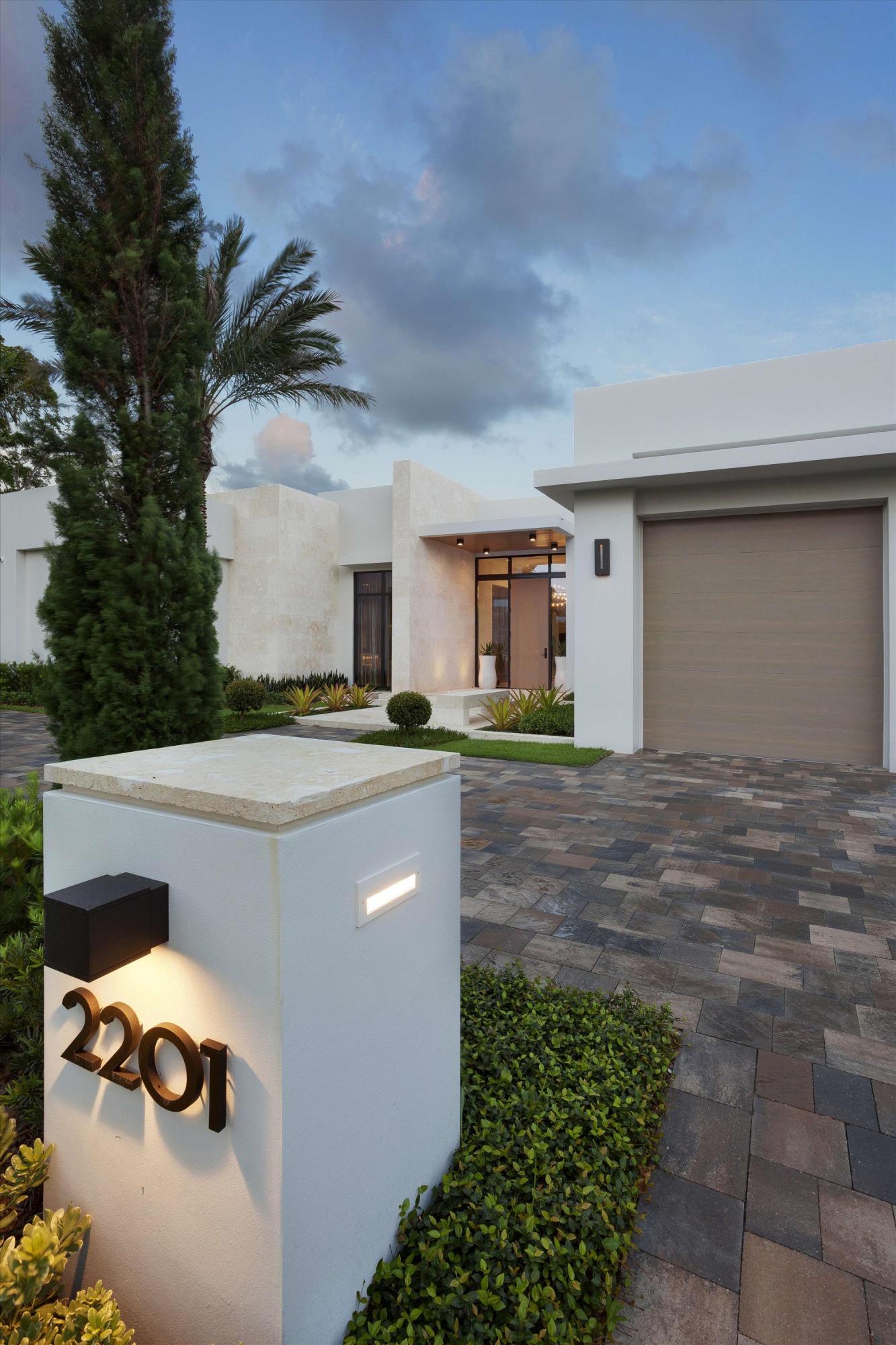 2201 Spanish River Road Boca Raton, FL 33432 - Photo 3 of 28 RX-10037181-75765451