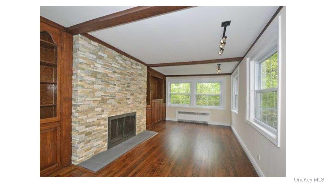 2 Arleigh Road Great Neck, NY 11021 - Photo 10 of 22 Gallery Image 10