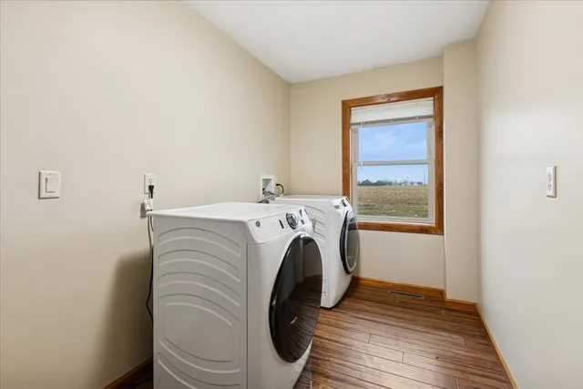 $309,900 | 3326 Hayes Road, Steward, IL 60553