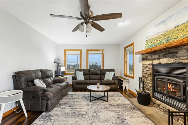 $309,900 | 3326 Hayes Road, Steward, IL 60553