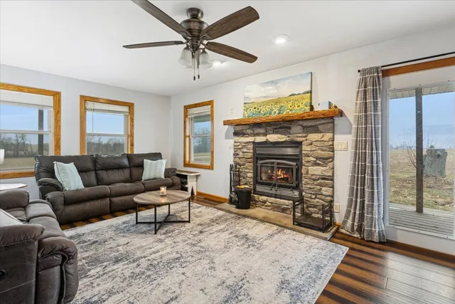 $309,900 | 3326 Hayes Road, Steward, IL 60553