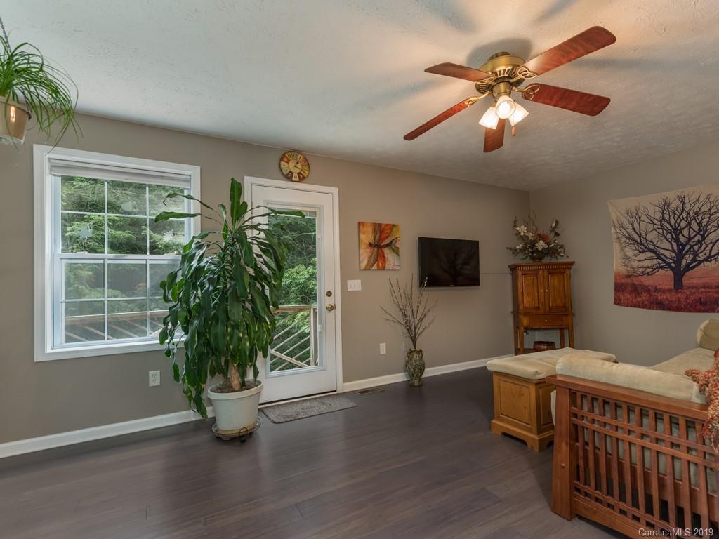 540 Oleta Road Hendersonville, NC 28792 - Photo 22 of 29 Gallery Image 22
