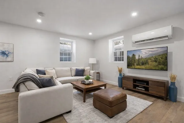 $1,848,000 | 17 Ireland Road, Newton, MA 02459